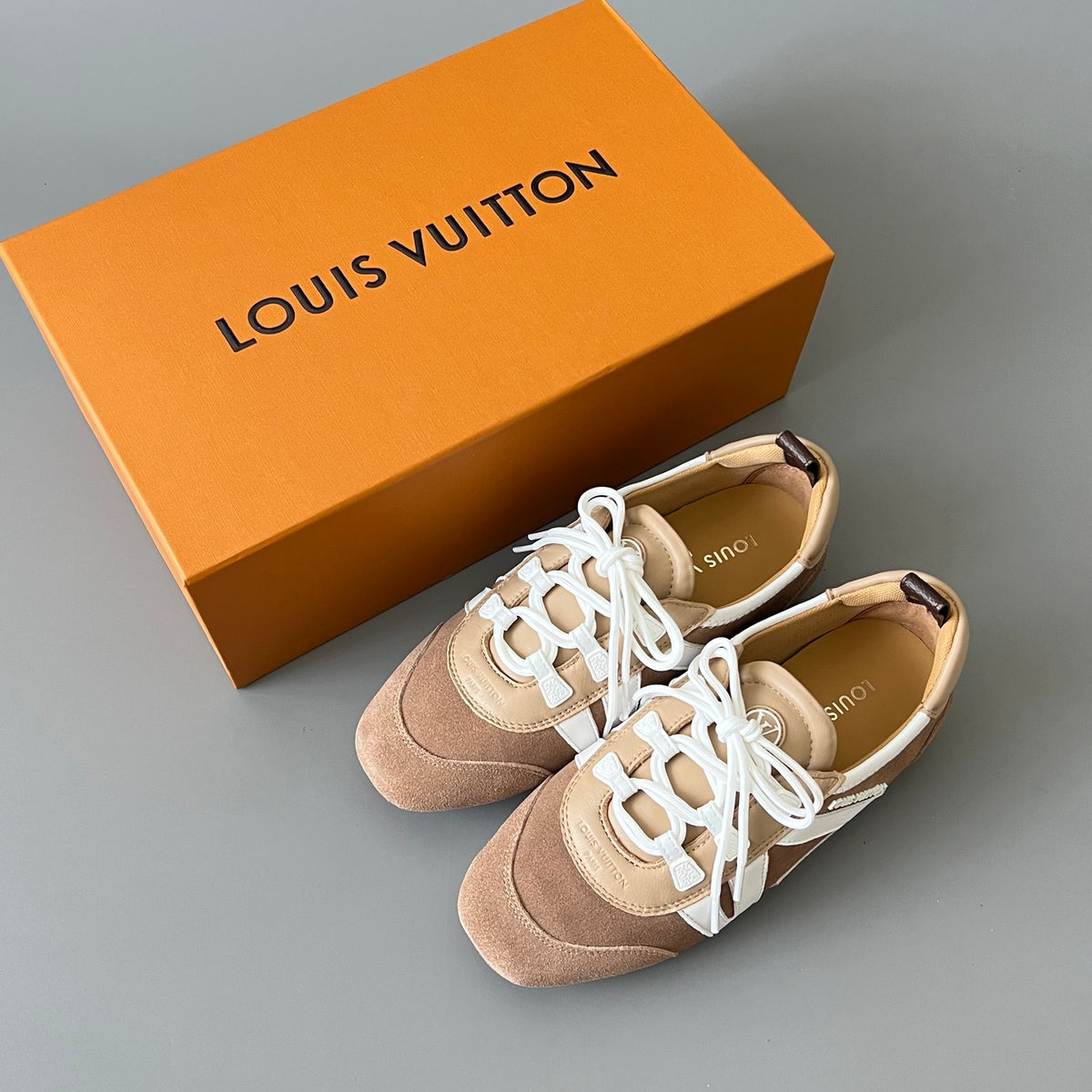 Louis Vuitton Women's Brown Cowhide Leather Shoes