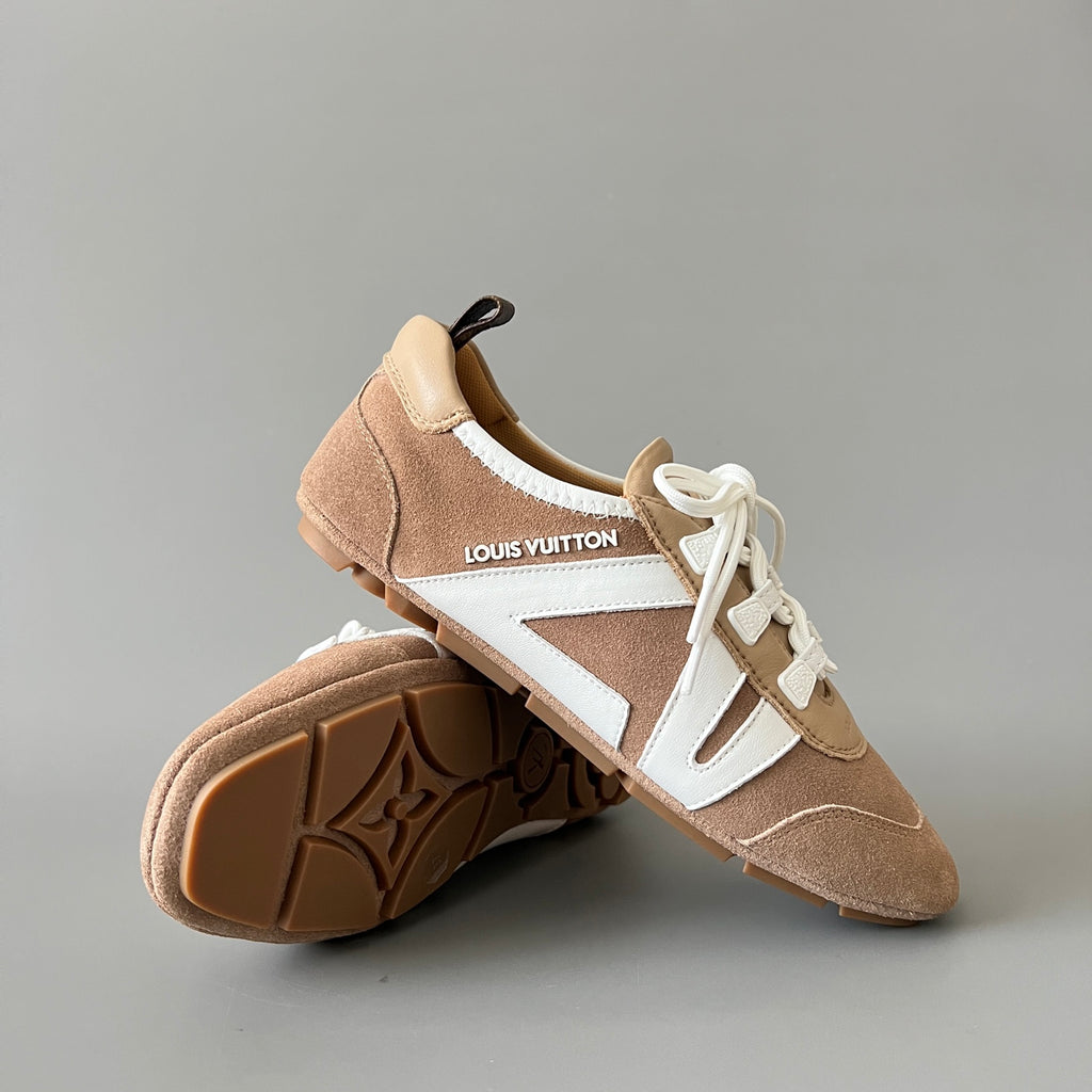 Louis Vuitton Women's Brown Cowhide Leather Shoes